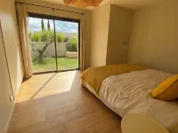 Villa between Avignon and Nîmes with heated outdoor pool on request.