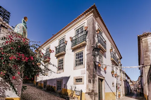 CAM - Aguarelas Francesas T2 Hotels in Obidos