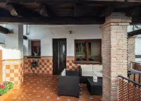 Oteses11 Amplitud-confort-tranquilidad en el Centro de Baeza. Parking Privado