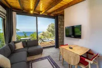 sea view and infinitive pool