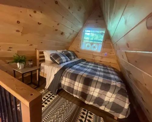 THE LILLIPAD.Off-grid A frame. Sebago lake region! Hotels in Standish