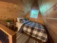 THE LILLIPAD.Off-grid A frame. Sebago lake region!
