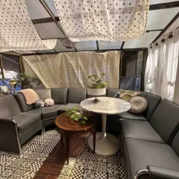 Rock Roulade Cocoon CollectiveEasy access, wifi