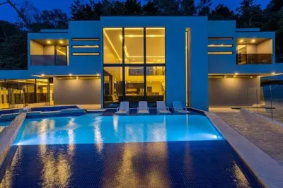 Copper House, Luxury in Medellin, Medellin, Colombia Hotel a 