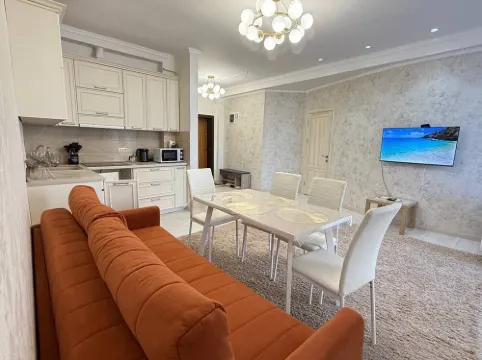 Chic Central Flat in Bishkek's Golden Square