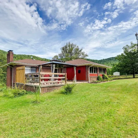Pet Friendly Home w/ Hot Tub, Patio & Game Room!