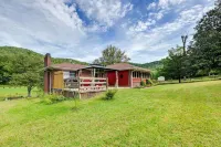 Pet Friendly Home w/ Hot Tub, Patio & Game Room! - 3-Star