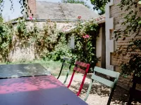 Maison Madeleine, Charmante Maison de Cœur de Ville Avec Extérieur, 12 Personnes Hotels in La Fleche