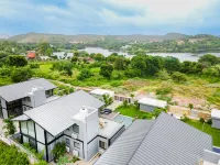 The Lake Edge Villa Hotels near Eklingji Temple