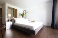 Siama Hotel - parking