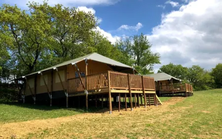 Glamping Lodge Monet | Domaine du Cammazet | Pool| Comfort | Nature Отели в г. Лапен