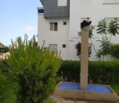 Modern furnished apartment near the sea. Hotels in Bouznika