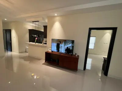 Amore Villas luxurious  3 bed holiday villa situated in the heart of Ocho Rios โรงแรมใน