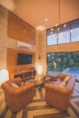 The canale hatyai - Private Pools