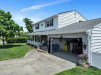 Close To Beach, 5 Bedroom, Sleeps 12, Saltwater Pool, Large Yard, On Golf Course
