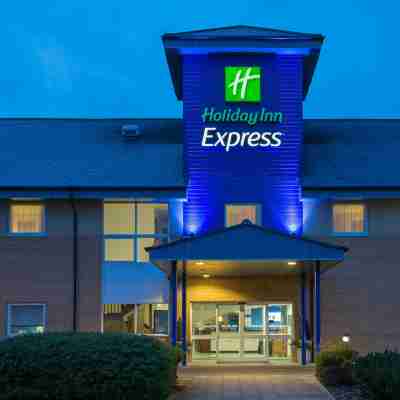 Holiday Inn Express BRAINTREE by IHG Hotel Exterior