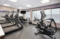 홀리데이 인 익스프레스 호텔 & 스위트 웨스트 먼로