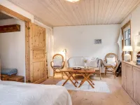 "Tryggi" - 300m from the sea