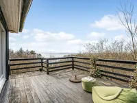 "Heera" - 100m to the Fjord Hotels in Spottrup