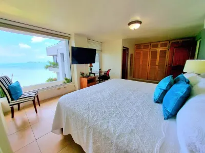 Penthouse Ocean view Balboa Ave prime location large 2 bed Panama City Hotels in 
