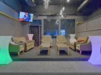Midtown Inn โรงแรมในแซสคาทูน