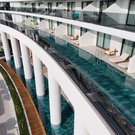Miracle Resort Hotel
