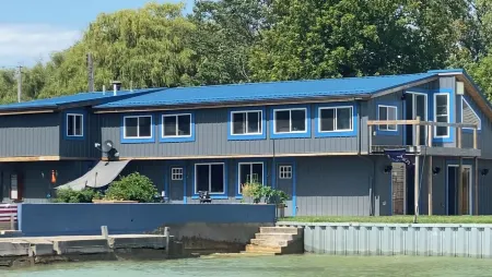 ~The UpSiDe DoWN PaRRoT~Swim Fish Relax ON LakeHURON! ~Killarney Beach *Bay City