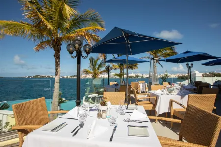 Newstead Belmont Hills Golf Resort & Spa Отели рядом с достопримечательностью «Собор Пресвятой Троицы»