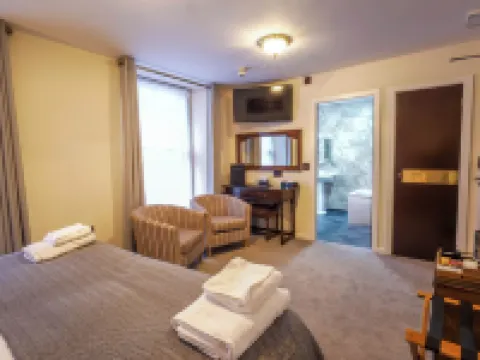 The Black Boy Inn Hotels in Caernarfon