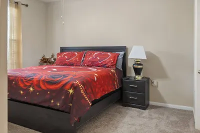Huntsville Mid-City Serenity Oasis - Private Apartment in Gated Community Hotels in 