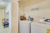 Winter Haven Retreat w/ Private Pool!