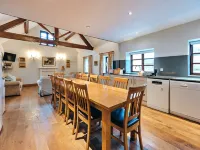 Cottage in Shropshire with Pool & Tennis Hotel di 