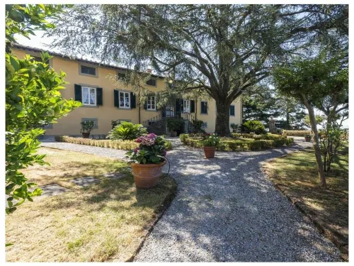 Villa Leone Comfortable holiday residence