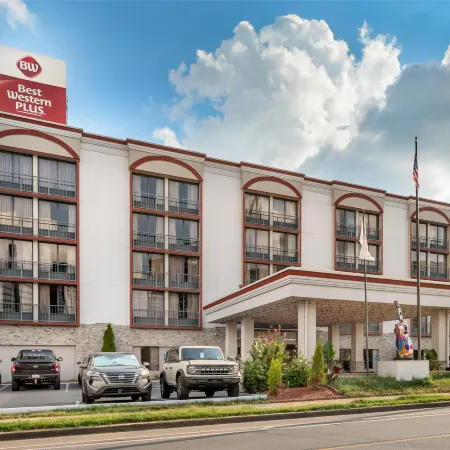 Best Western Plus Music Row Отели рядом с достопримечательностью «Университет Липскомба»