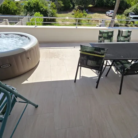 Luxury Apartment Ani II Ξενοδοχεία στην πόλη Sutivan