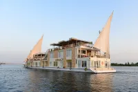 Azhar Dahabiya luxury suites Hotel a 