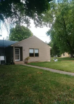 Cozy, Quiet, Clean, and Bright Hotels in Rockford