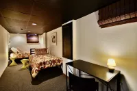 TOTALY REMODELING BEAUTIFUL MIDCENTURY STYLE BY DESIGNER Hotels in Wayzata