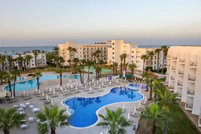 Papantonia Hotel Отели в г. 