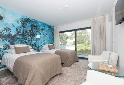 에스토릴 빌리지 게스트하우스