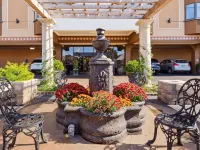 Seville Plaza Hotel, Trademark Collection by Wyndham Hotels in der Nähe von Kauffman Stadium