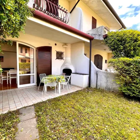 Relax in a Villa with Private Garden