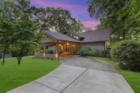 Niblick on Norman w/Heated Pool & Optional Boat Rental - Homestays