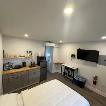 Vermont Suites