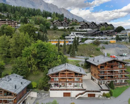 Les Chalets de Marie A 22 Hotels in Leytron