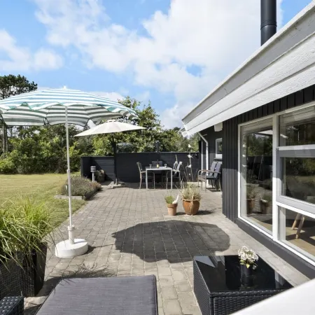 "Gita" - 2.2km from the Sea Hotels in Saltum