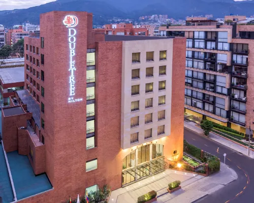 DoubleTree by Hilton Bogotá - Calle 100 Hotels near AR Convention Center