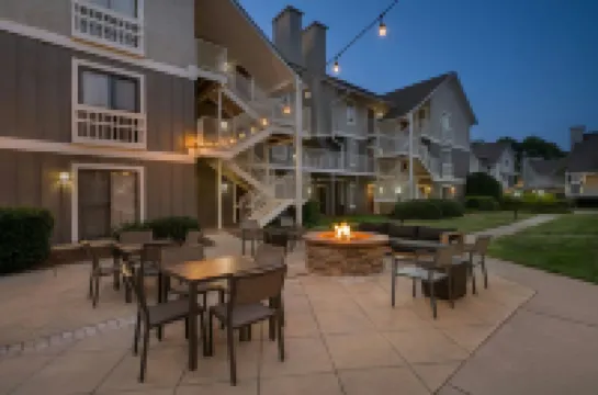 Residence Inn Atlanta Cumberland/Galleria Hoteles en Smyrna