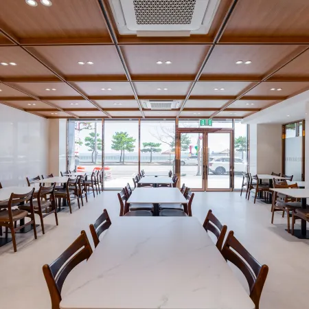 Pohang Yeongildae Beach Hotel