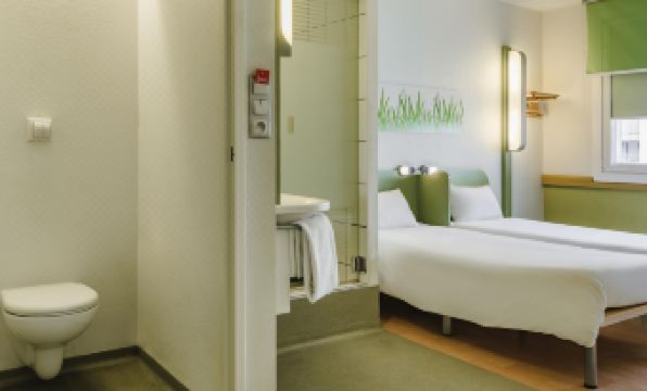 ibis budget Warszawa West Station